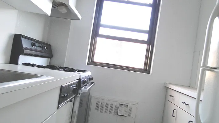 Sold by Benjamin Realty Since 1980 | media 14