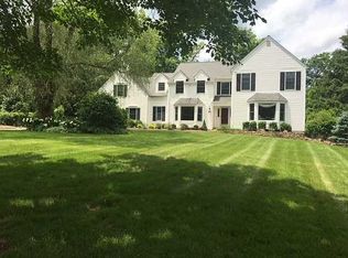 33 Coventry Rd, Mendham, NJ 07945