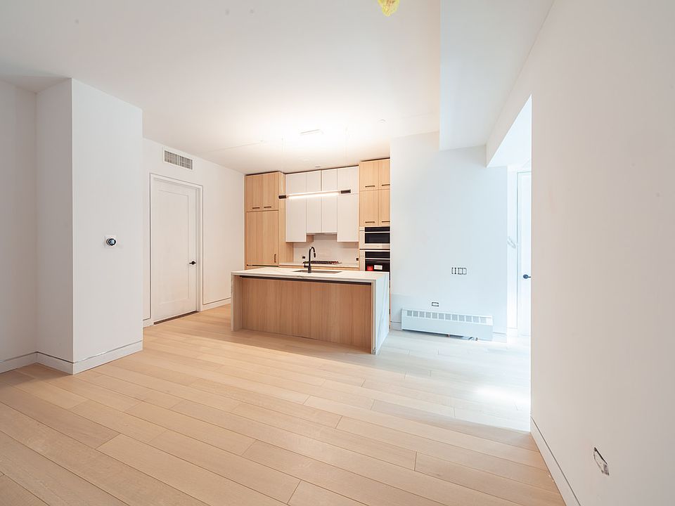 1st image of 315 W 23rd St #315D