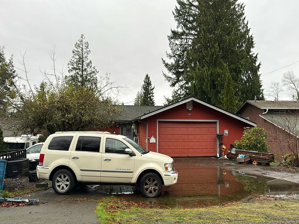 1st image of 6005 205th Ave E