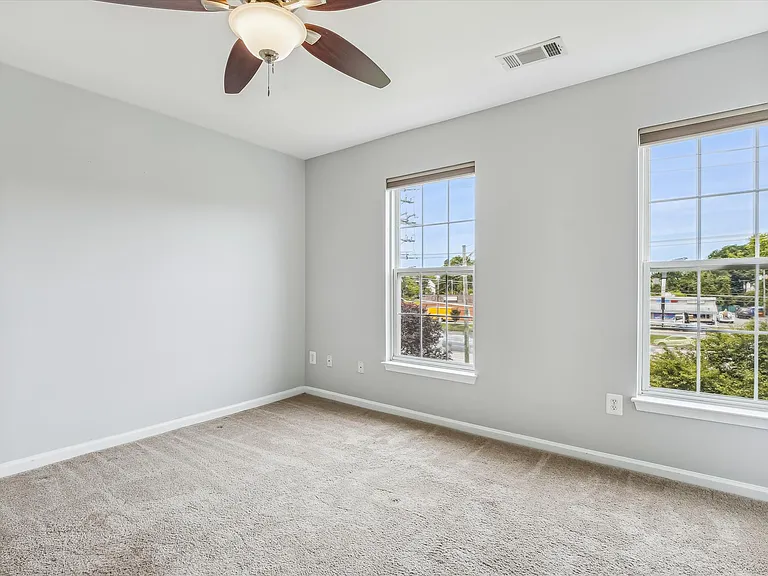 8360 Hunter Murphy Cir — Photo 24