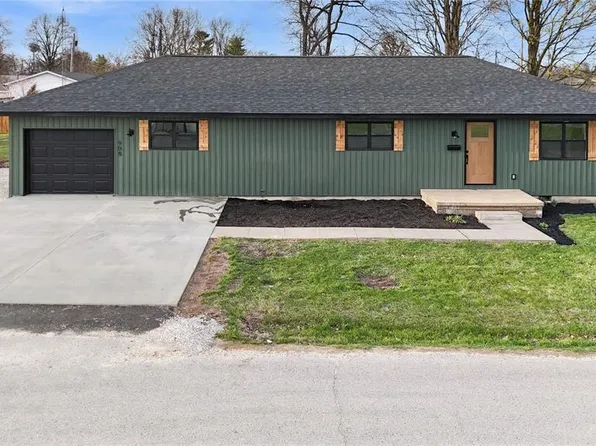 905 W Maple St, Bowling Green, MO 63334