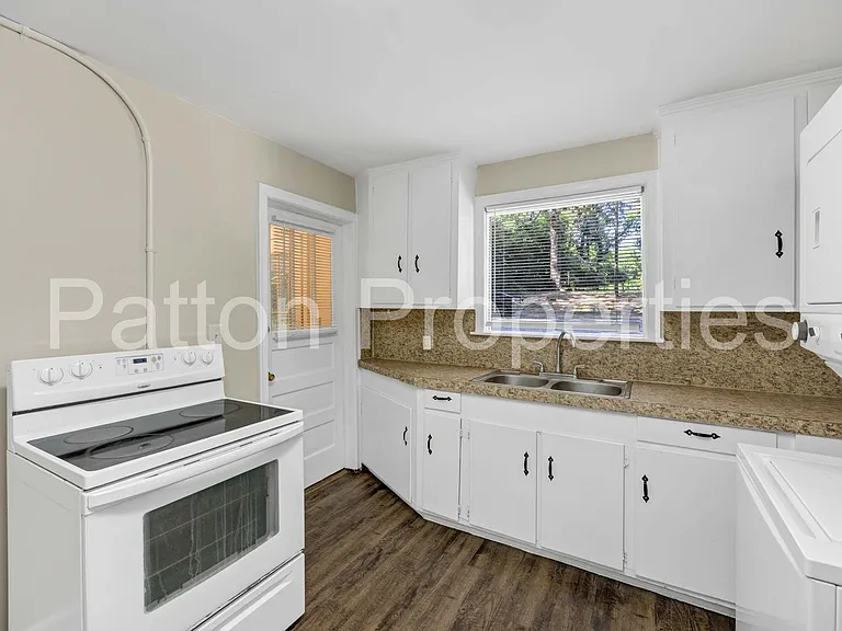 209 S Harden St #209 — Photo 7
