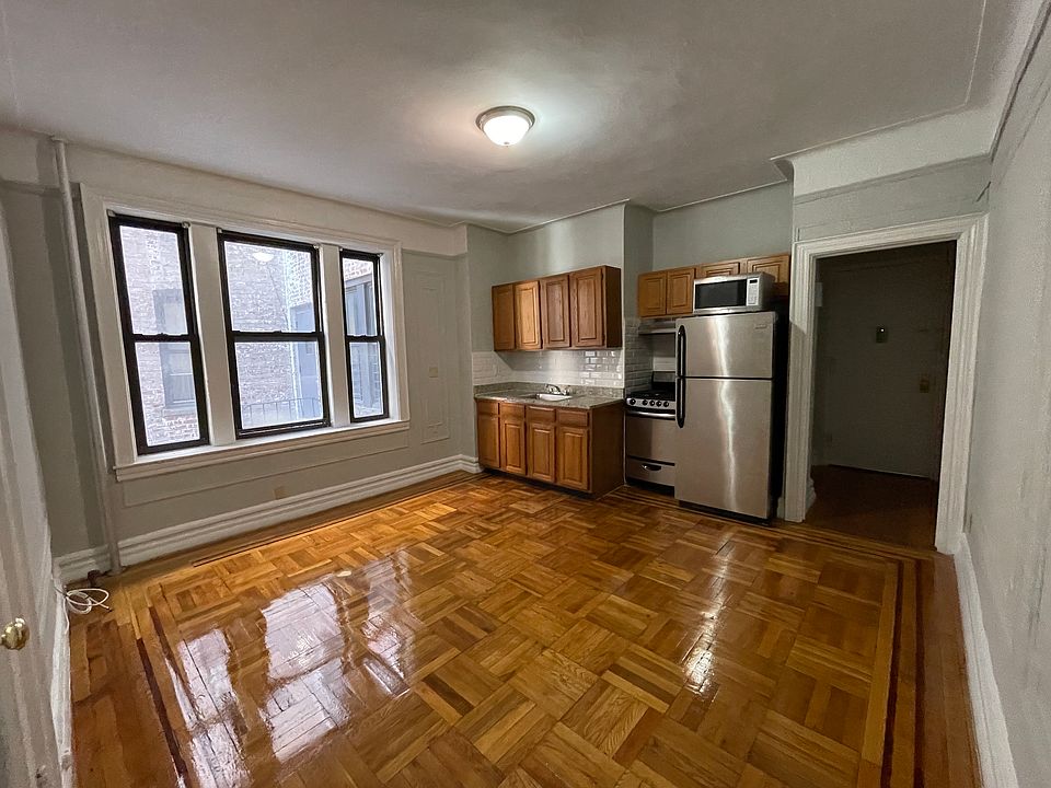 1st image of 29-06 21st Ave #1F