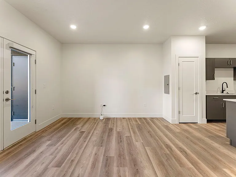 Brand New Modern Apartments at Ascesa — Photo 12