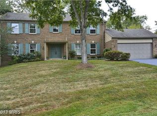 9712 Sotweed Dr, Potomac, MD 20854