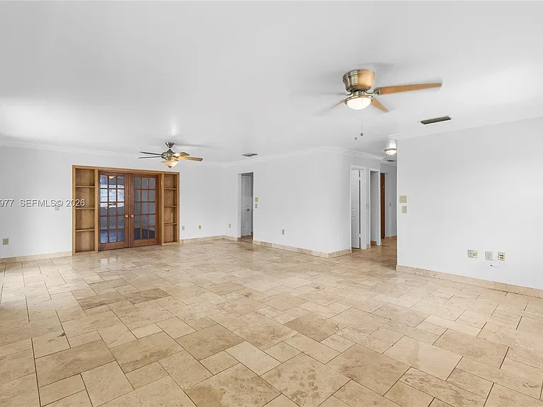 11610 NW 43rd St — Photo 14