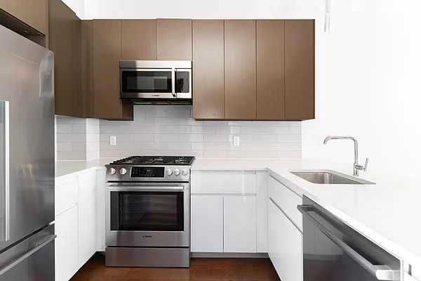 Rented by Acre NY Realty Inc | media 17