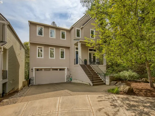 3546 SW Arnold St, Portland, OR 97219