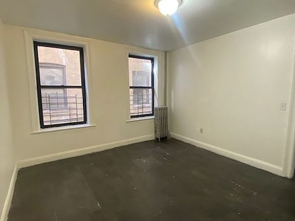 4th image of 1152-1156 Colgate Ave #1152-4A