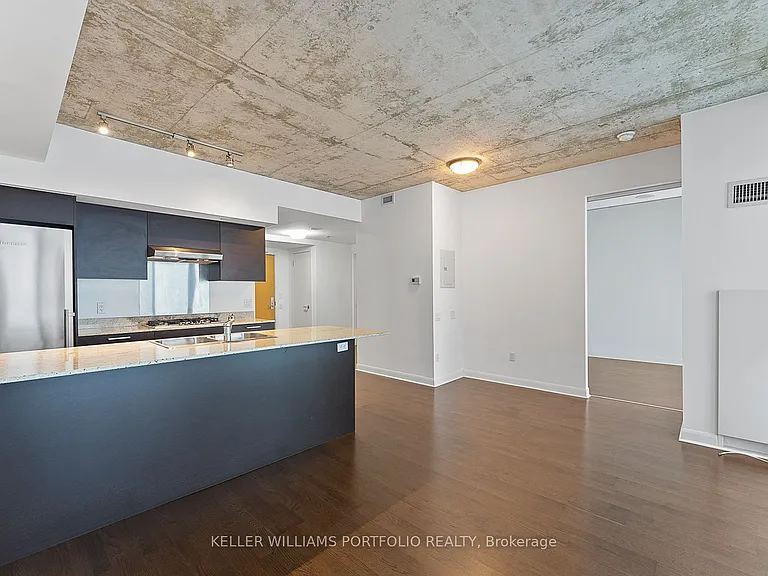 375 King St W #1805 — Photo 20