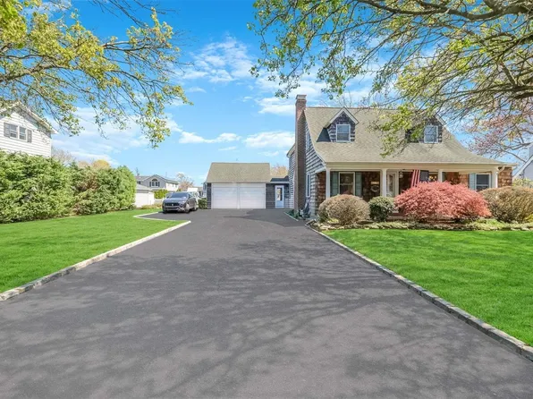 26 Lebrun Avenue, Amityville, NY 11701