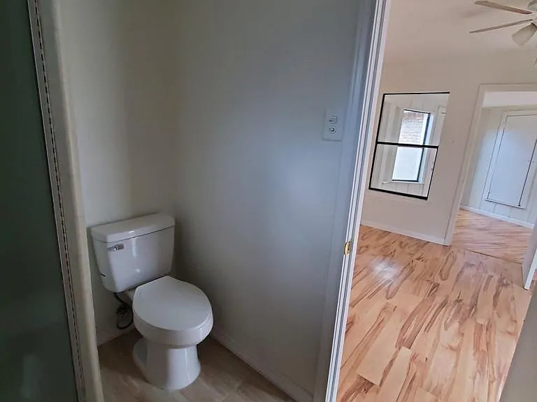 1511 Estates Way — Photo 32