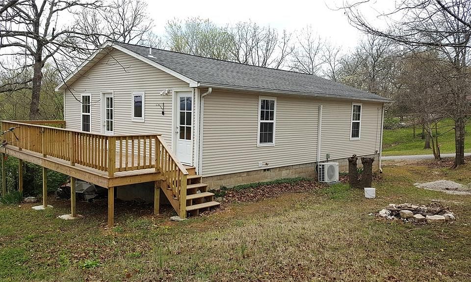 1st image of 27360 Hickory Dr