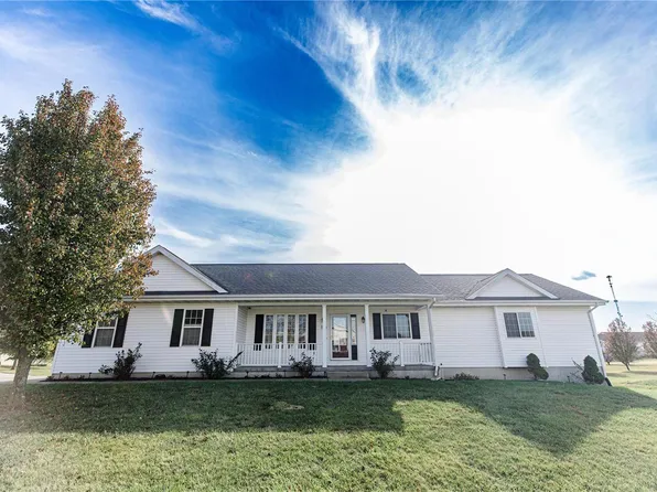 115 Sunset Ct, Farmington, MO 63640