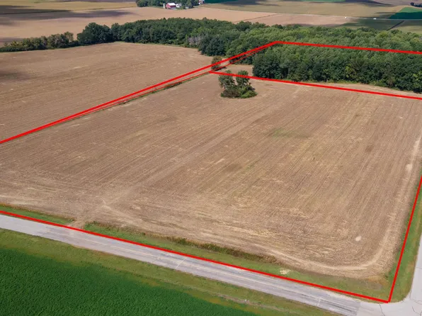 Townhall Rd, Chilton, WI 53014