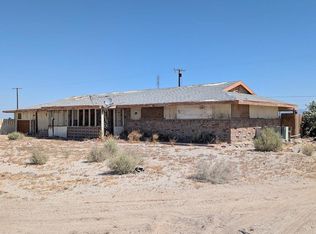 1038 Seaview Ave, Thermal, CA 92274