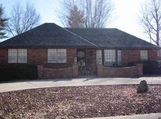 4301 E 110th St, Kansas City, MO 64137
