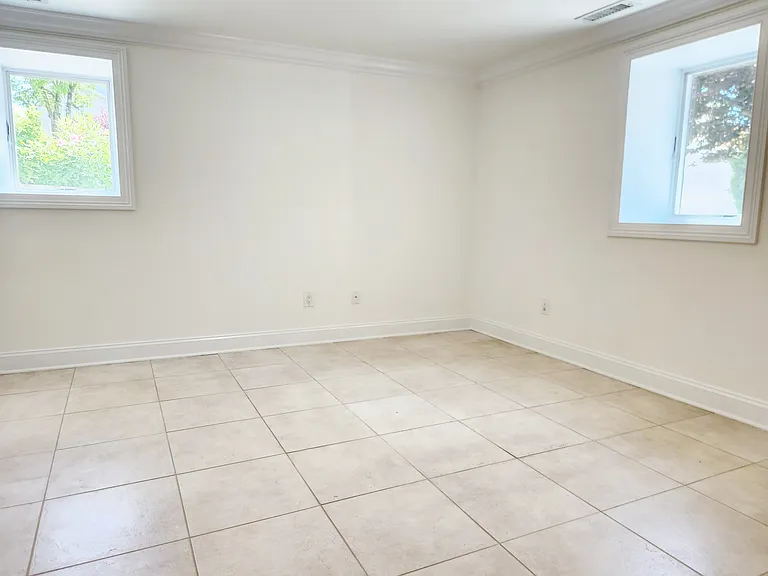 67 Alexander St #1 — Photo 10