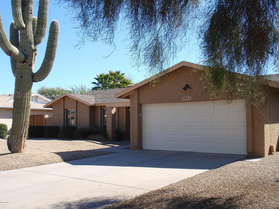 1st image of 5811 E Gelding Dr