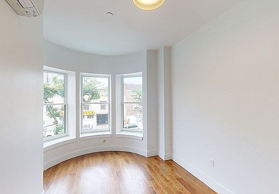 5th image of 2561 Bedford Ave #3B