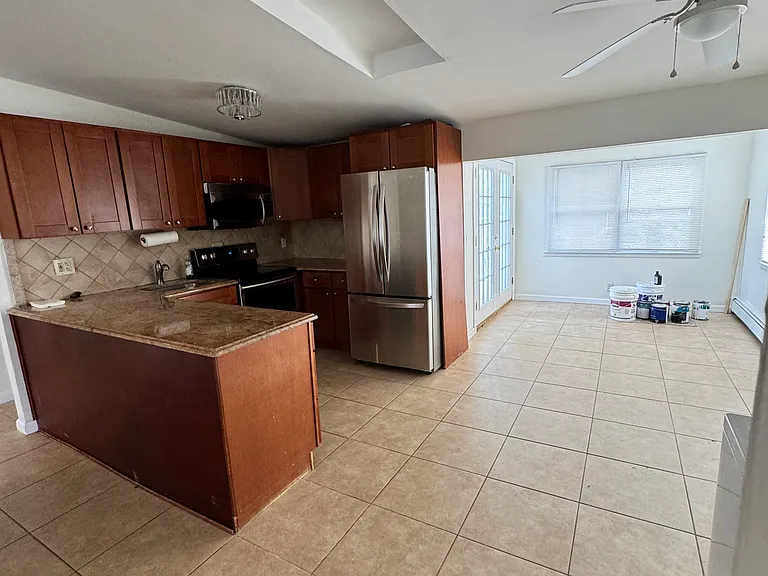 8 Pequot Ave #2 — Photo 7