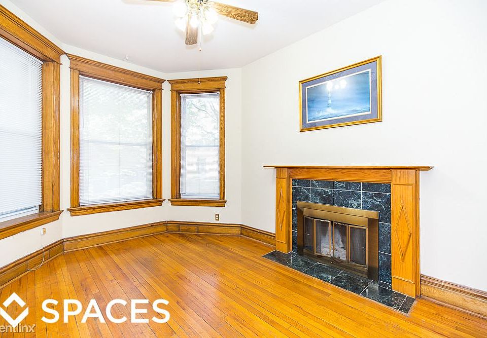 1st image of 3343 N Sheffield Ave APT 1A