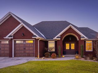 377 River Cliff Blvd, Brandenburg, KY 40108