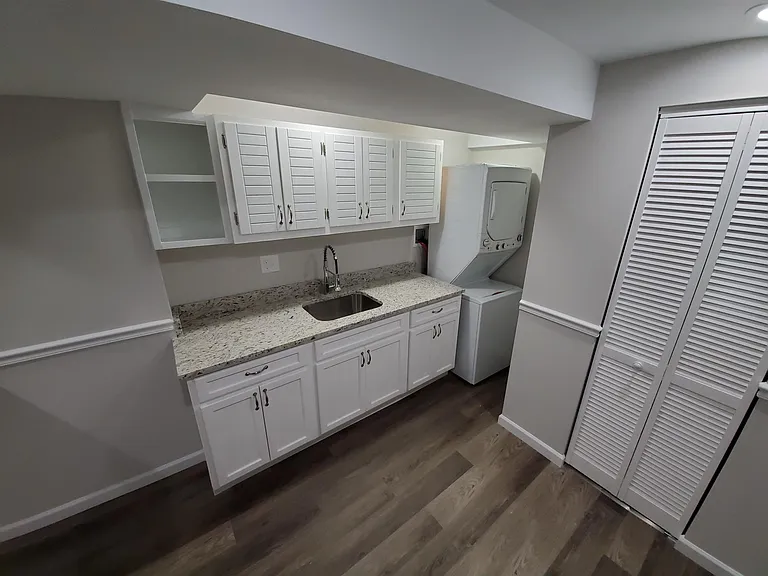 6 Harrowgate Ct — Photo 3