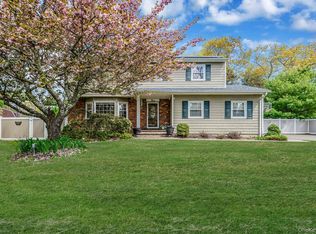3 Otsego Avenue, Dix Hills, NY 11746