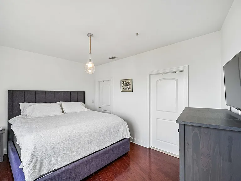 22 Avenue At Port Imperial #302 — Photo 23