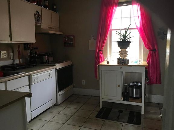 4th image of 1240 Dale Ave SE