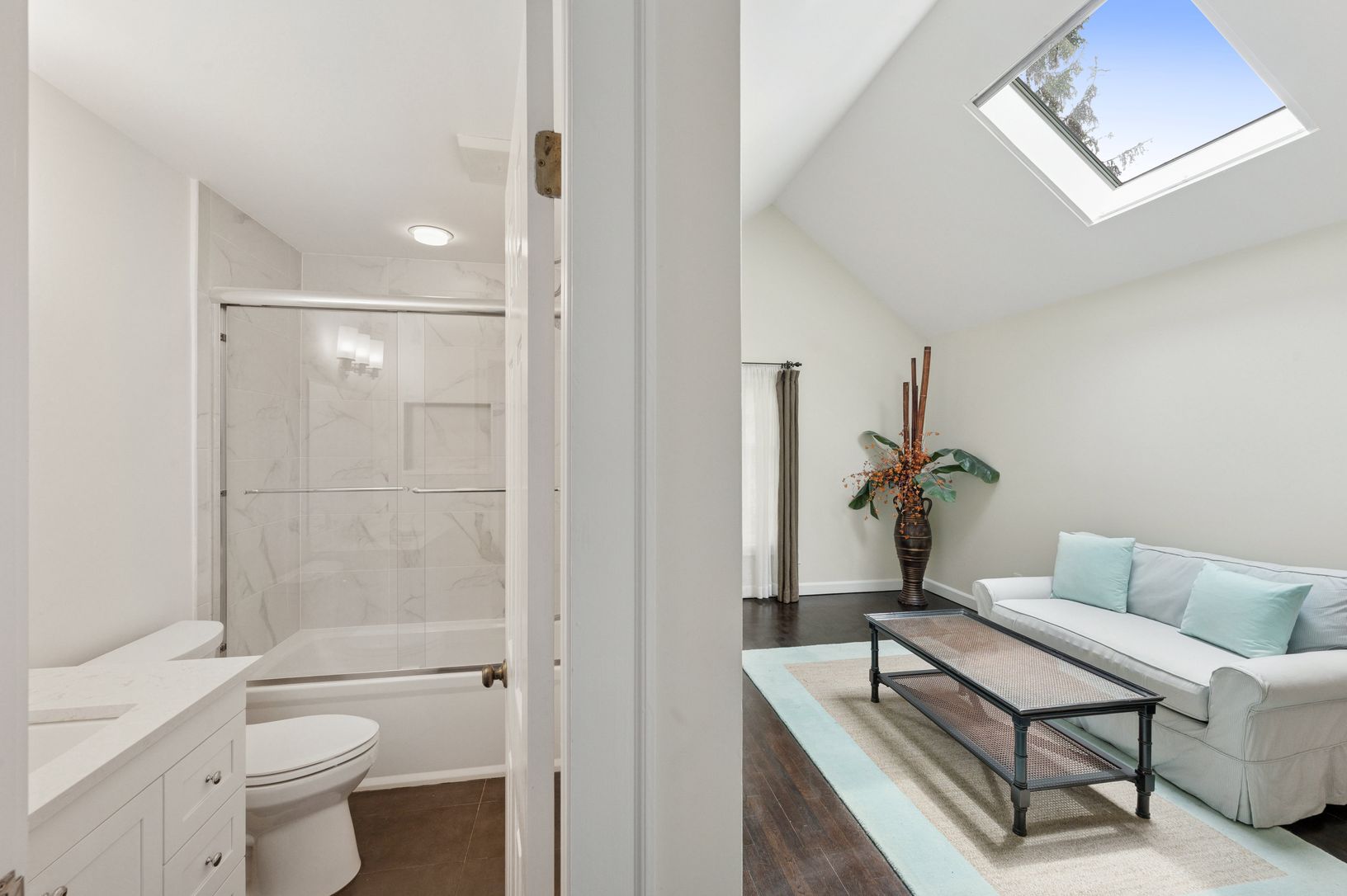 Second floor guest suite (configured as den)