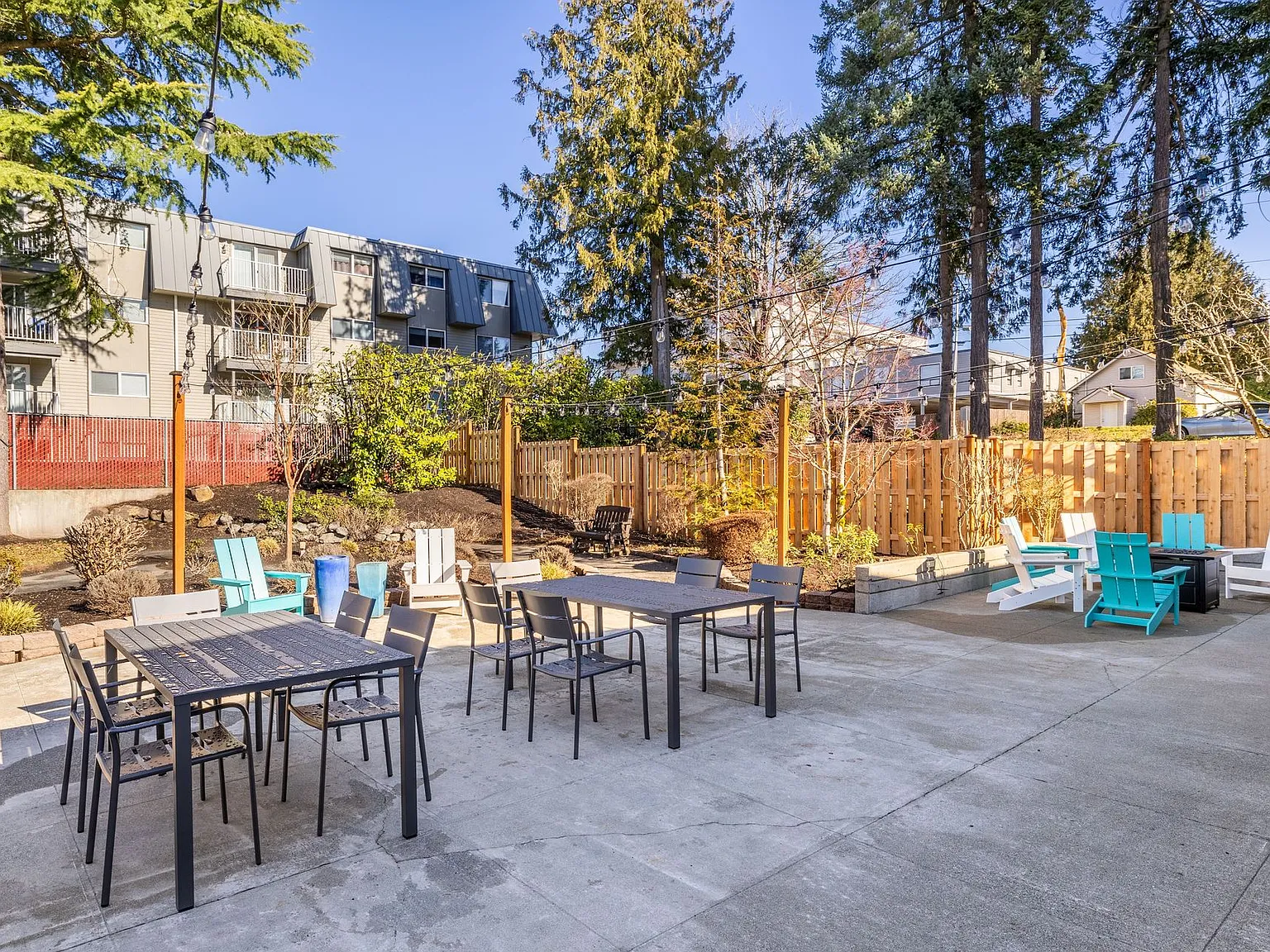 Highlander Apartments — Photo 3