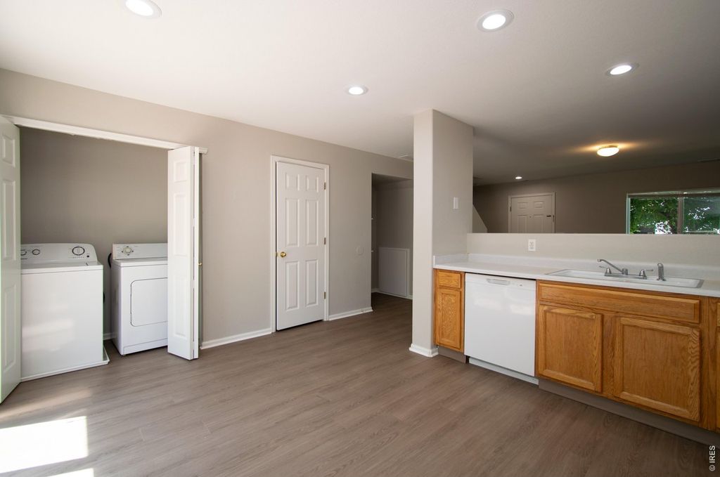 3326 Warren Farm Dr