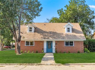 1733 Chip N Dale Dr, Arlington, TX 76012