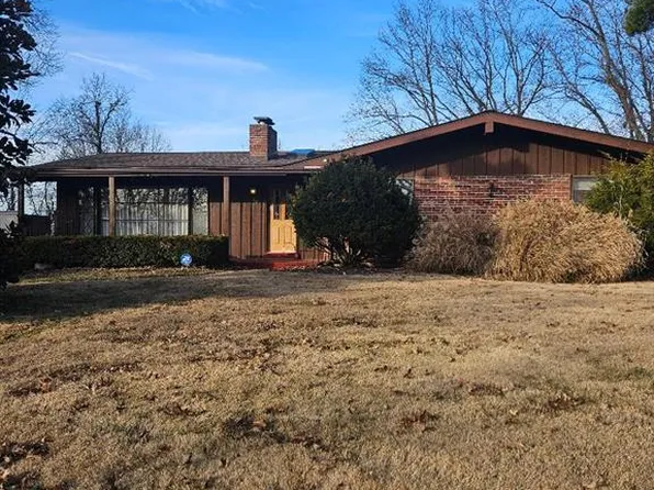 18 Stoney View Ln, Saint Louis, MO 63146