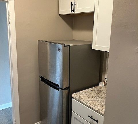 3rd image of 1365 Clarence Ave