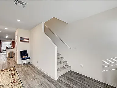 1624 Desert Path Ave — Photo 24