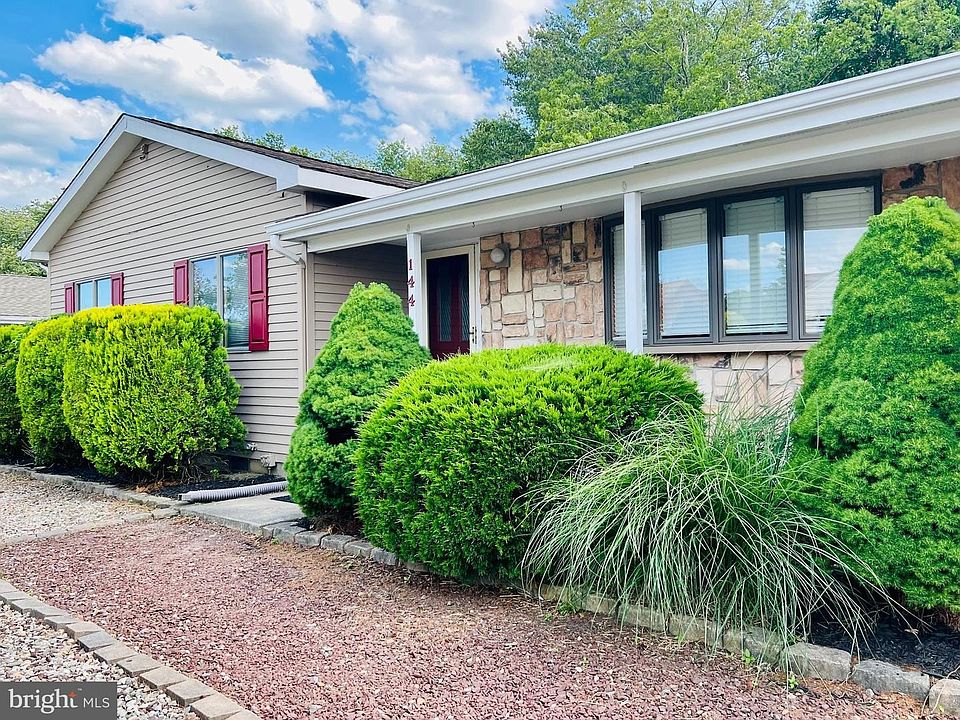 144 Timberlake Dr, Manahawkin, NJ 08050 Zillow