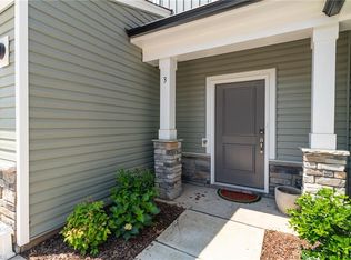 3 Stardust Trl, Greensboro, NC 27455