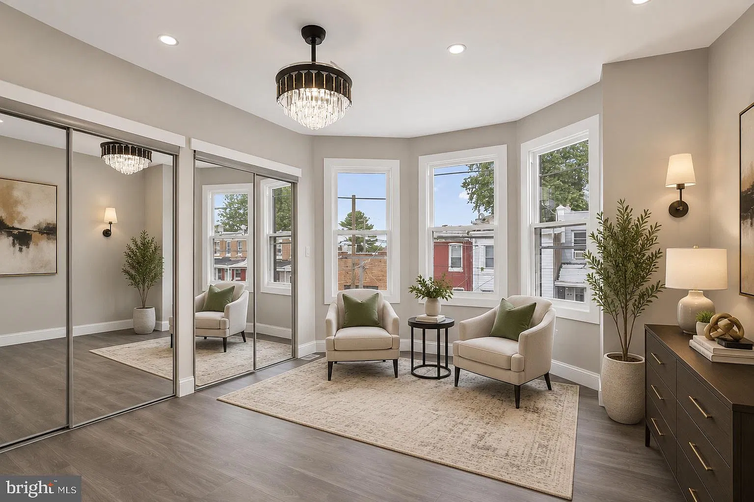 4 bed, 2.5 bath, 1775 sqft, $2,200 — Photo 1