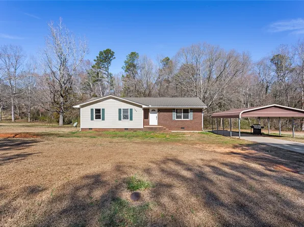 163 Chastain Rd, Central, SC 29630