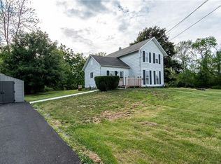 89 Lighthouse Rd, Hilton, NY 14468