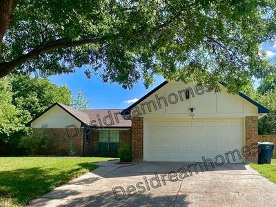 10121 Bugle Dr, Fort Worth, TX, 76108