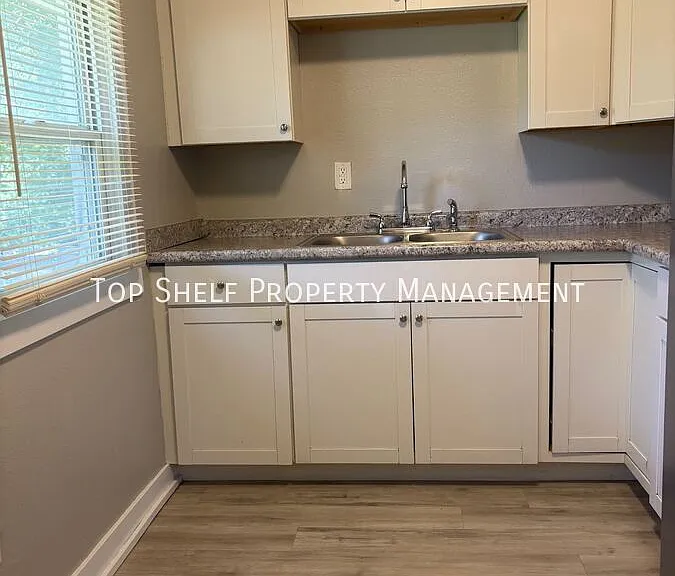 7505 SW 12th St — Photo 12