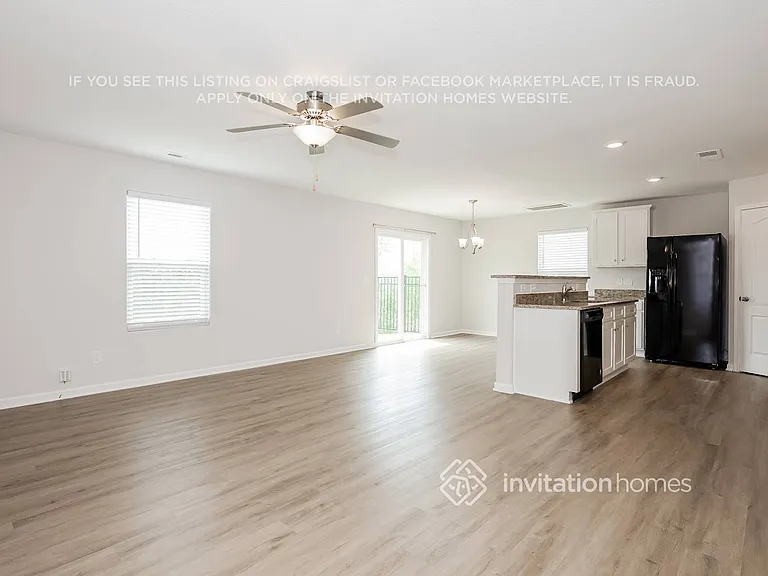3915 Rosfield Dr — Photo 3