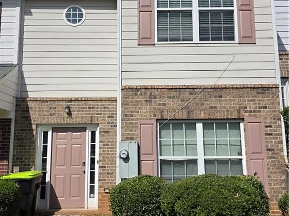 7067 Brookview Cir, Riverdale, GA 30274