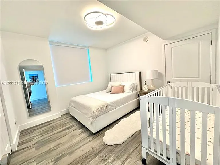 400 Sunny Isles Blvd #1708 — Photo 18