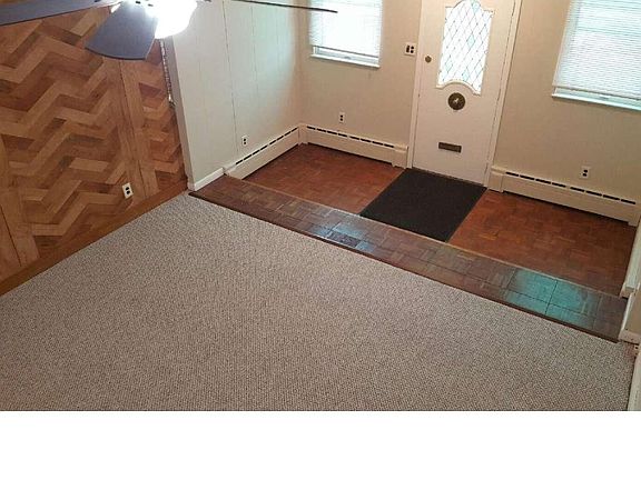 4th image of 2116 S Woodstock St